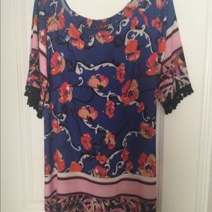 Tropical shift dress Isle Melis Kazan